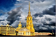 2 DAYS / 1 NIGHT - SHORT OF SAINT-PETERSBURG