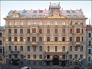 Petro Palace Hotel